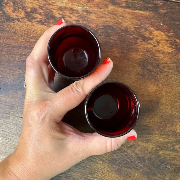 Vintage Royal Cranberry Ruby Red Set of 2 Tumbler Glasses 8 Oz Retro Drinkware - Picture 6 of 8